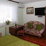 Bed & Breakfast & Jana