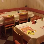 Bed & Breakfast & Jana