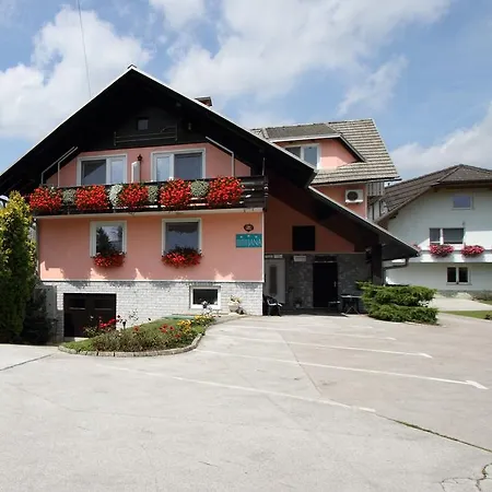 & Jana Bed & Breakfast 3*
