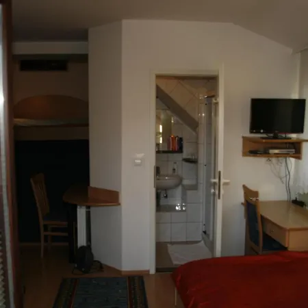 לינה וארוחת בוקר & Jana