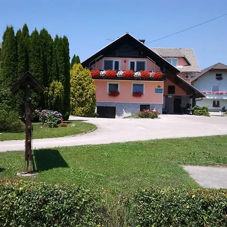 Couette-café & Jana