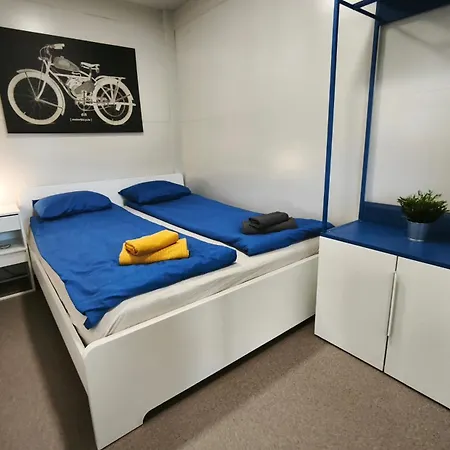 & Jana לינה וארוחת בוקר 3*