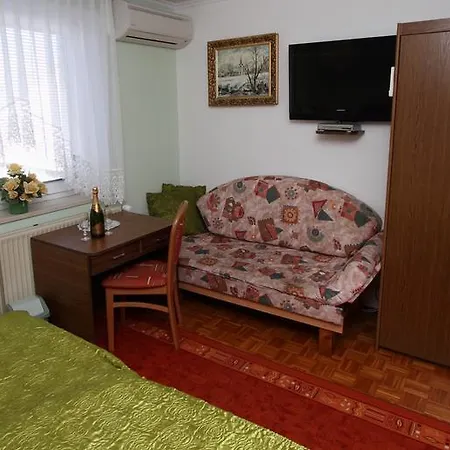 Bed & Breakfast & Jana 3*
