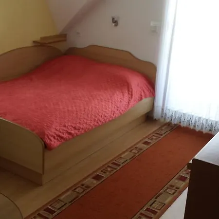 & Jana Cerklje na Gorenjskem