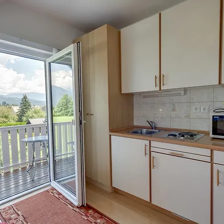 & Jana לינה וארוחת בוקר