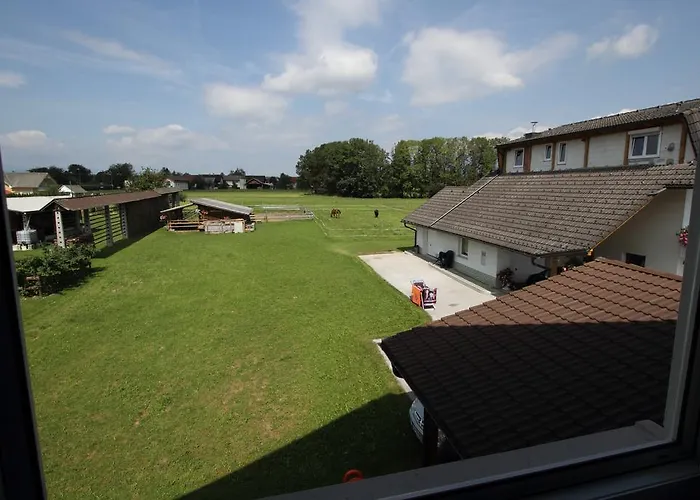 & Jana Couette-café Cerklje na Gorenjskem