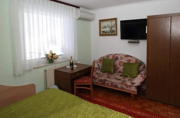 Couette-café & Jana