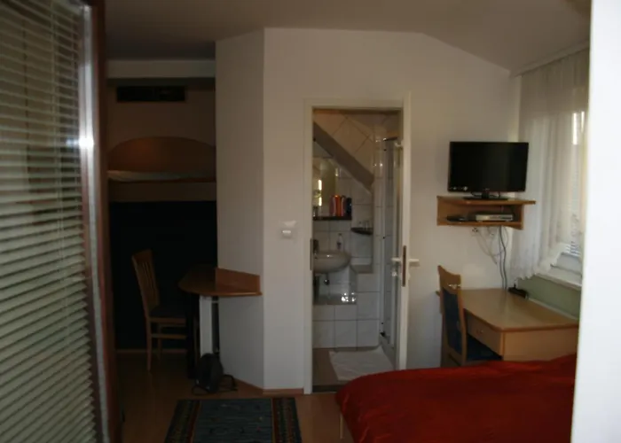 Couette-café & Jana