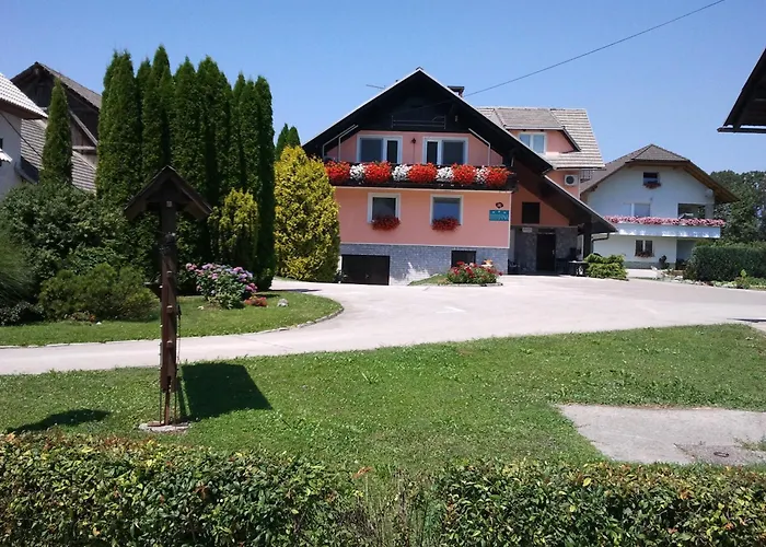 Bed & Breakfast & Jana