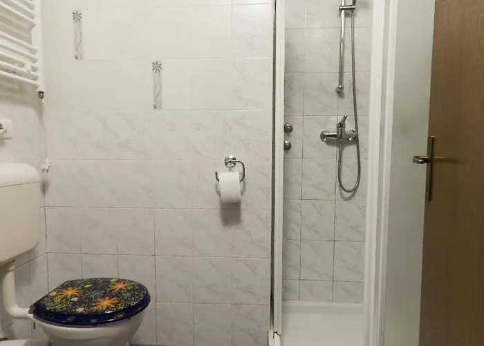 & Jana Cerklje na Gorenjskem